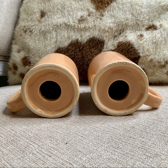 Vintage GrandMas Ceramic Salt & Pepper Shakers - Picture 3 of 4